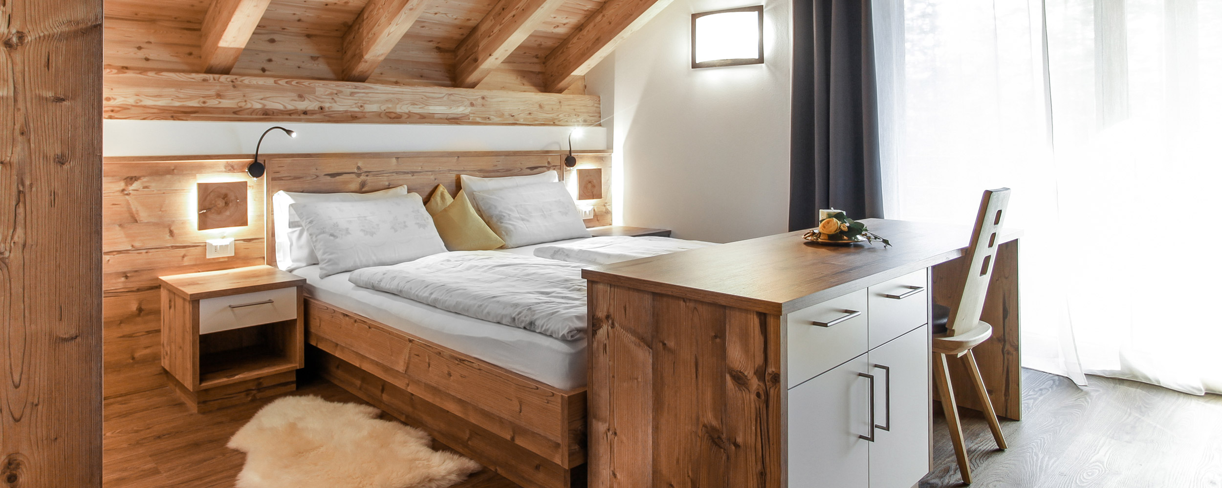 Badezimmer Wood - Appartement Ladinia in St. Kassian in Südtirol